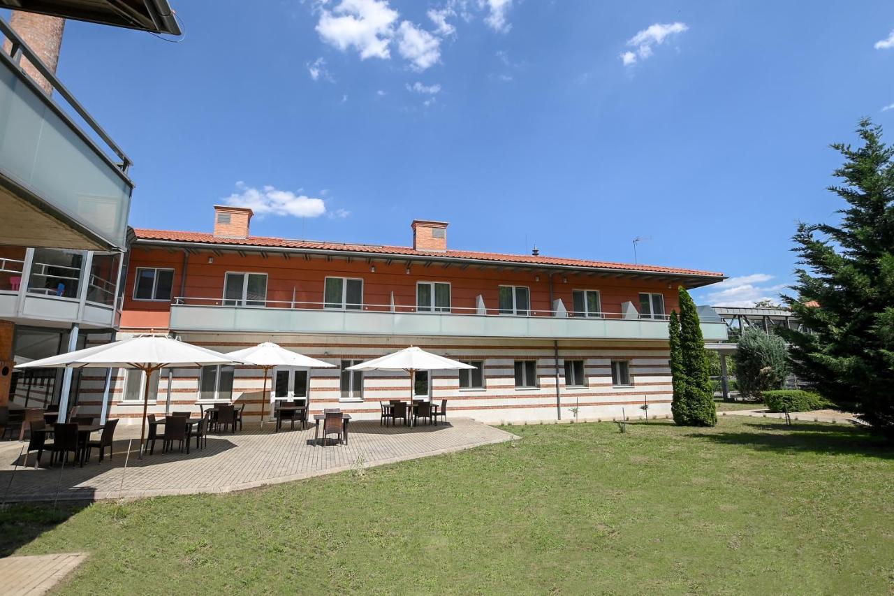 Hotel Kelep Tokaj Luaran gambar