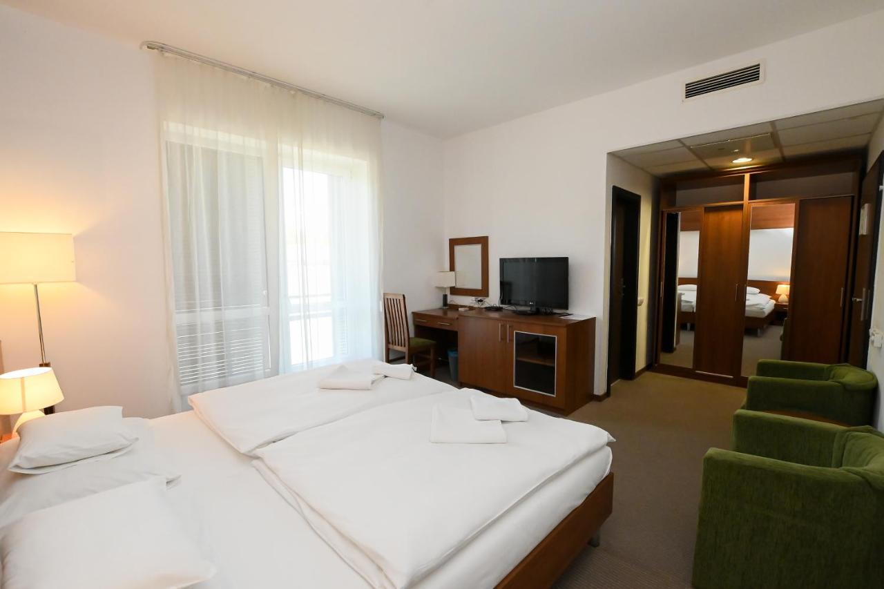 Hotel Kelep Tokaj Luaran gambar