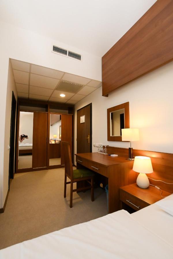 Hotel Kelep Tokaj Luaran gambar