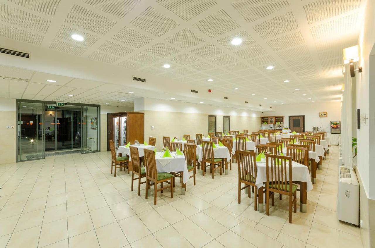 Hotel Kelep Tokaj Luaran gambar